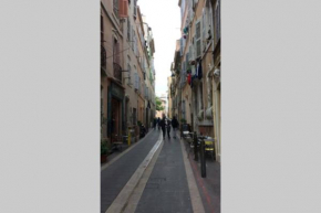 Chambre au cœur de Marseille centre « le panier »